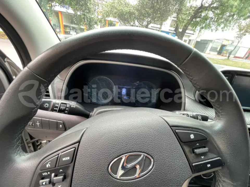 Foto 7 de Hyundai TUCSON TL