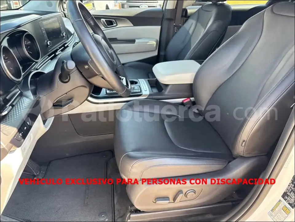 Foto 9 de Kia Carnival