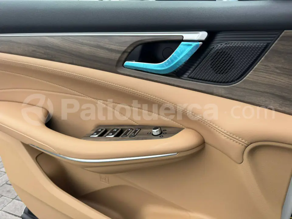 Foto 12 de DFSK E5 Supreme