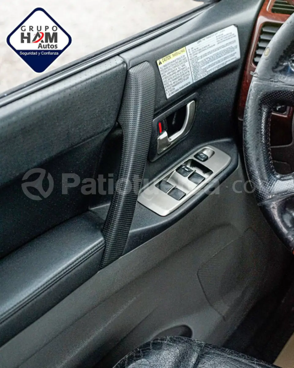 Foto 11 de Mitsubishi Montero Blister