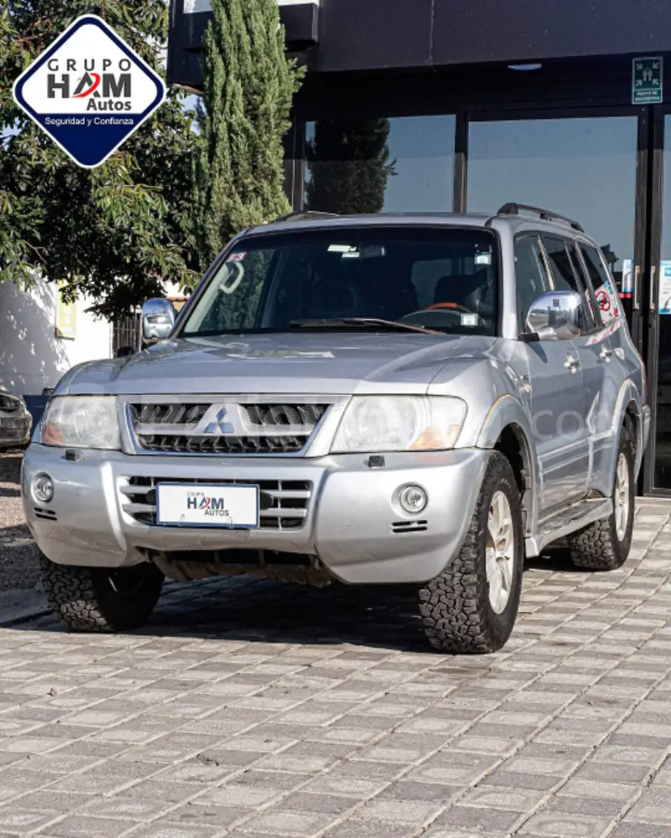 Foto 14 de Mitsubishi Montero Blister