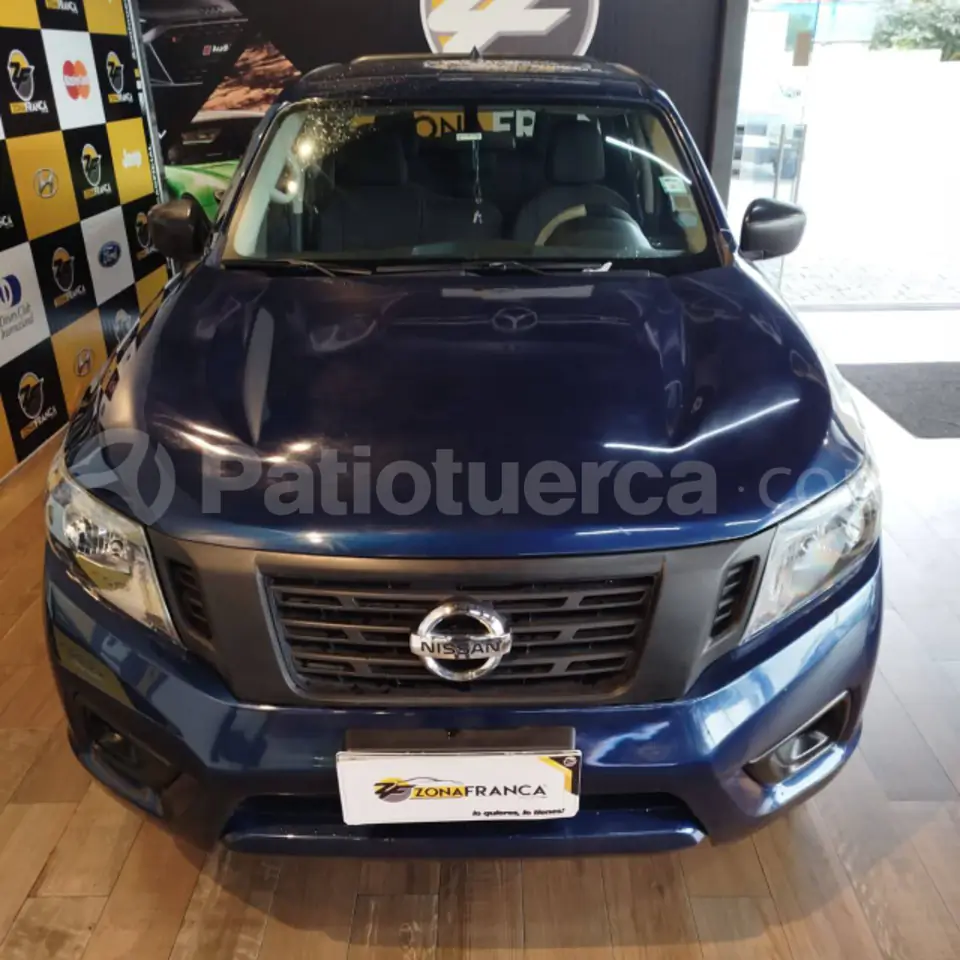 Foto 3 de Nissan FRONTIER S