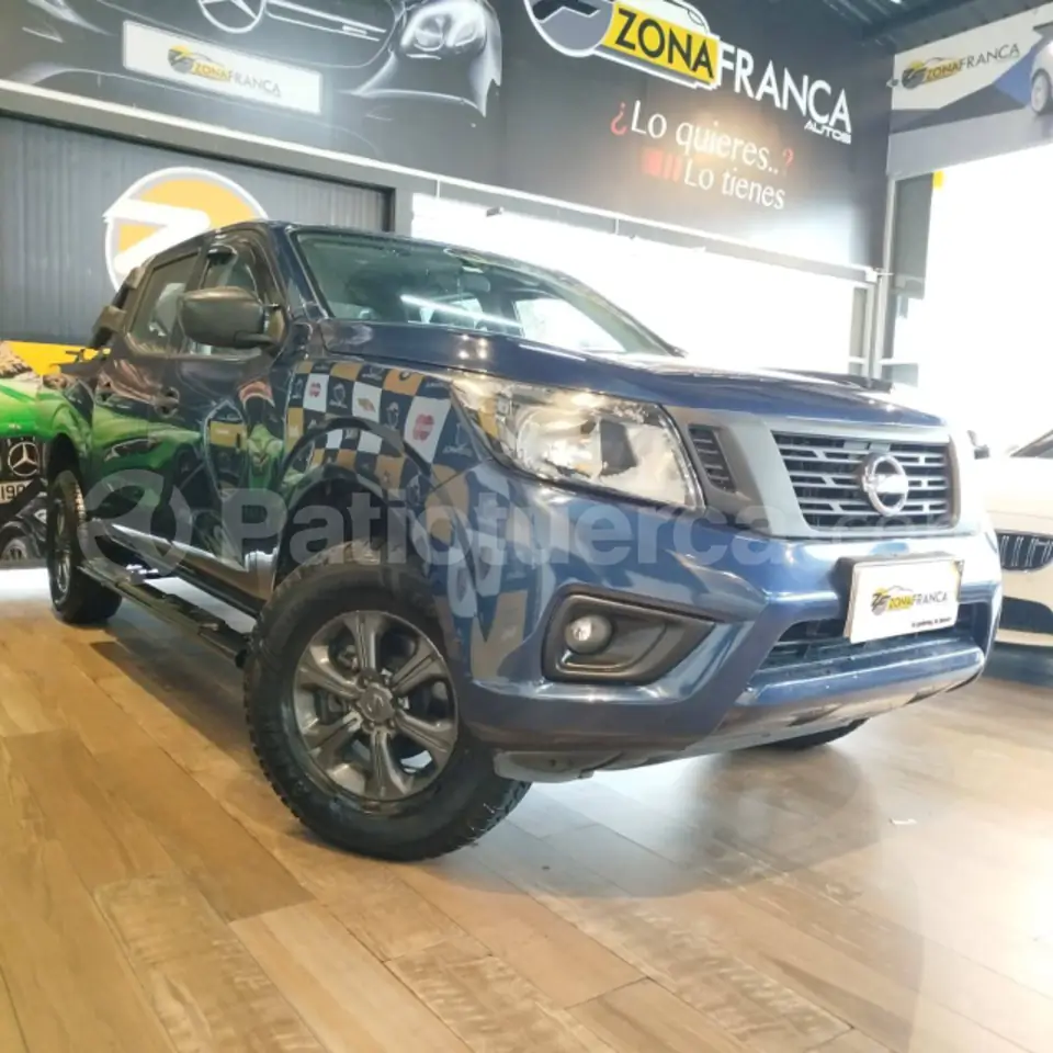 Foto 9 de Nissan FRONTIER S