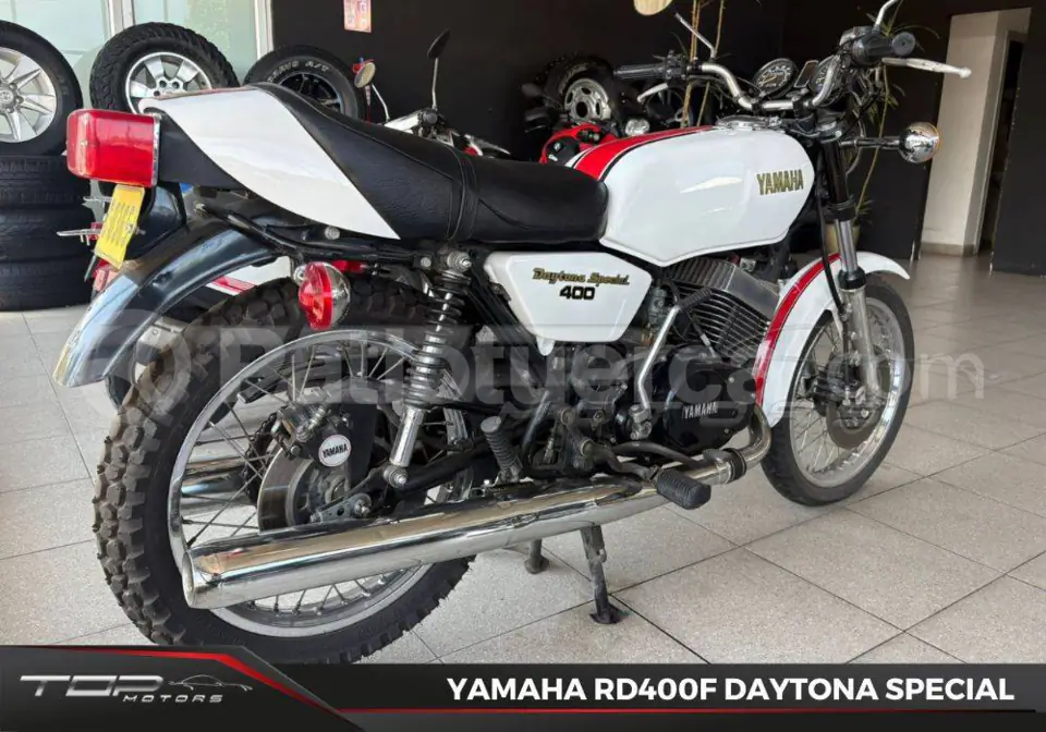 Foto 3 de Yamaha RD400F Daytona Special