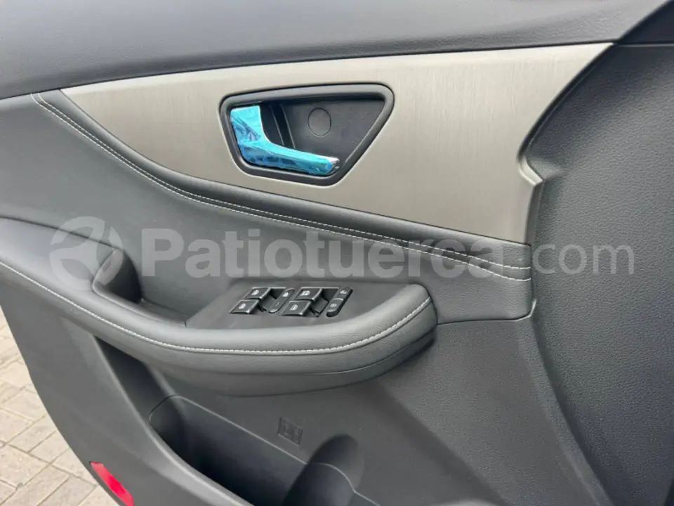 Foto 6 de DFSK GLORY 560