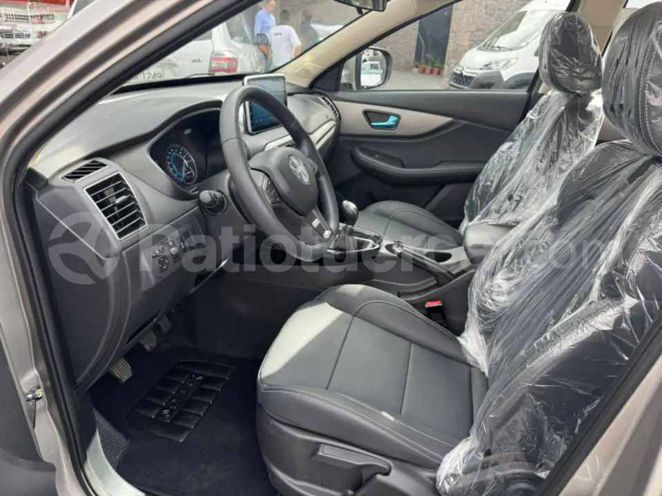 Foto 13 de DFSK GLORY 560