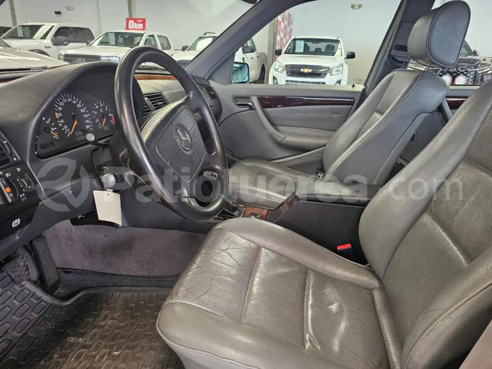 Foto 14 de Mercedes Benz C280