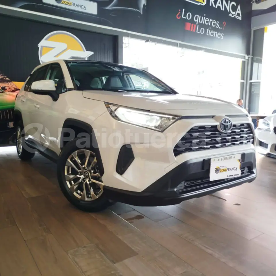 Foto 9 de Toyota NEW RAV4 AC 2.0 5P