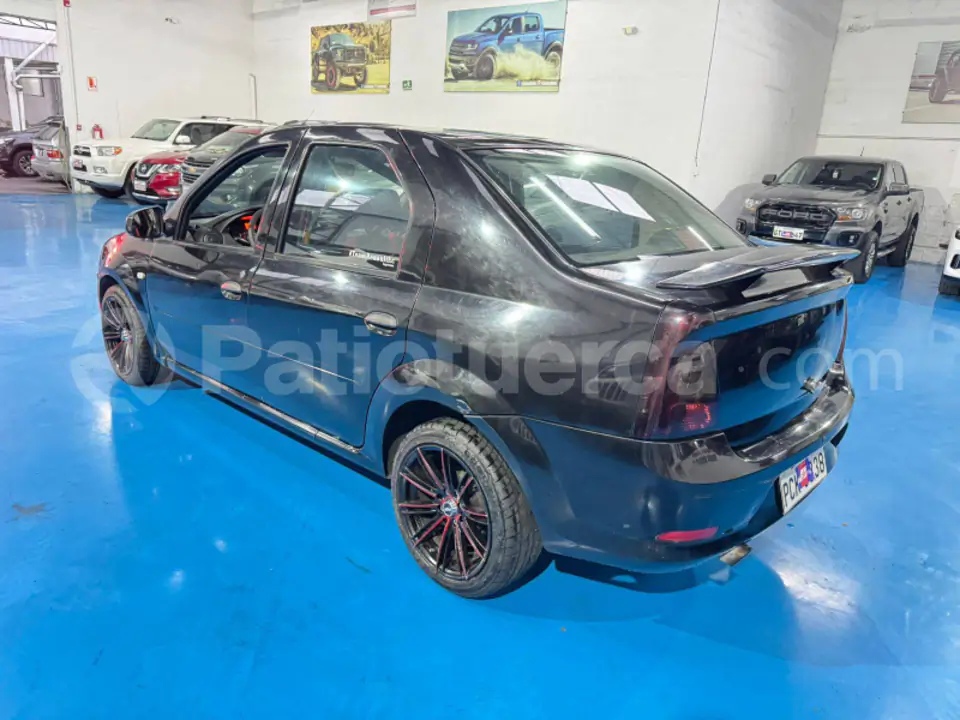 Foto 6 de Renault Logan