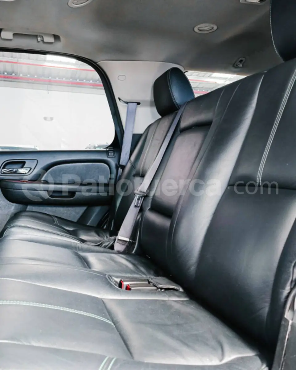 Foto 5 de Chevrolet Tahoe Híbrido