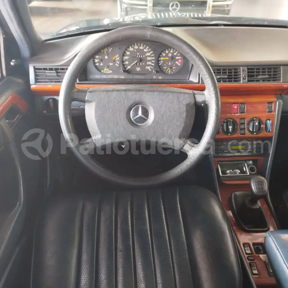 Foto 7 de Mercedes Benz 300E