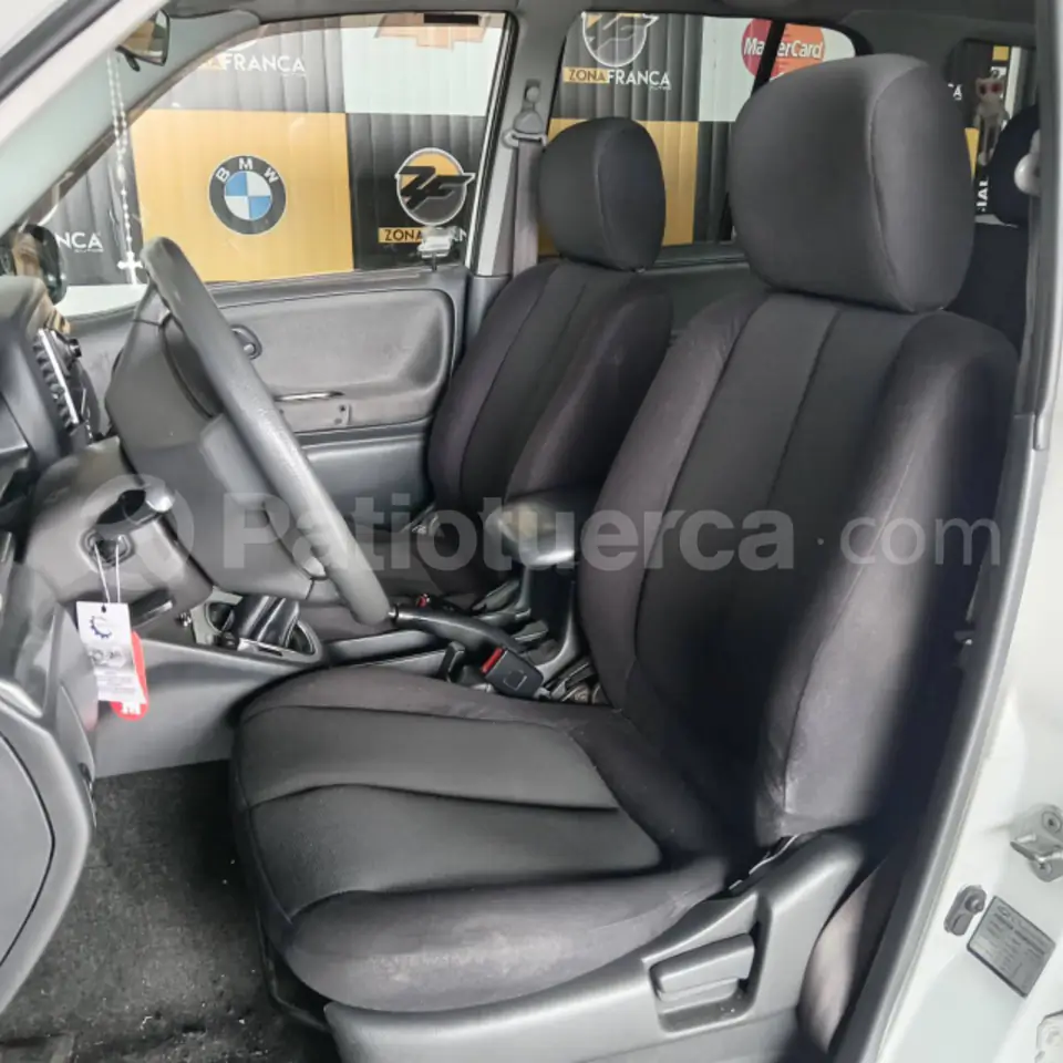 Foto 3 de Chevrolet Grand Vitara 5p 4x2
