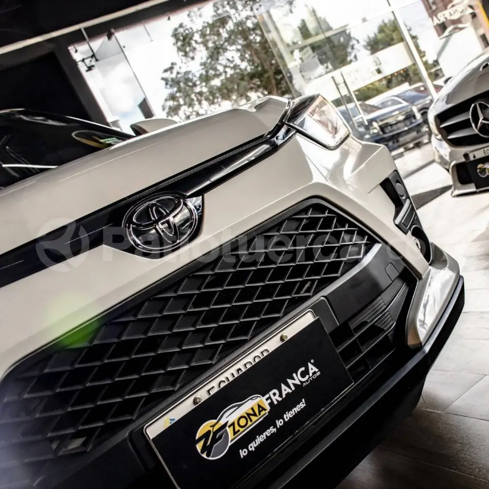 Foto 7 de Toyota RAIZE