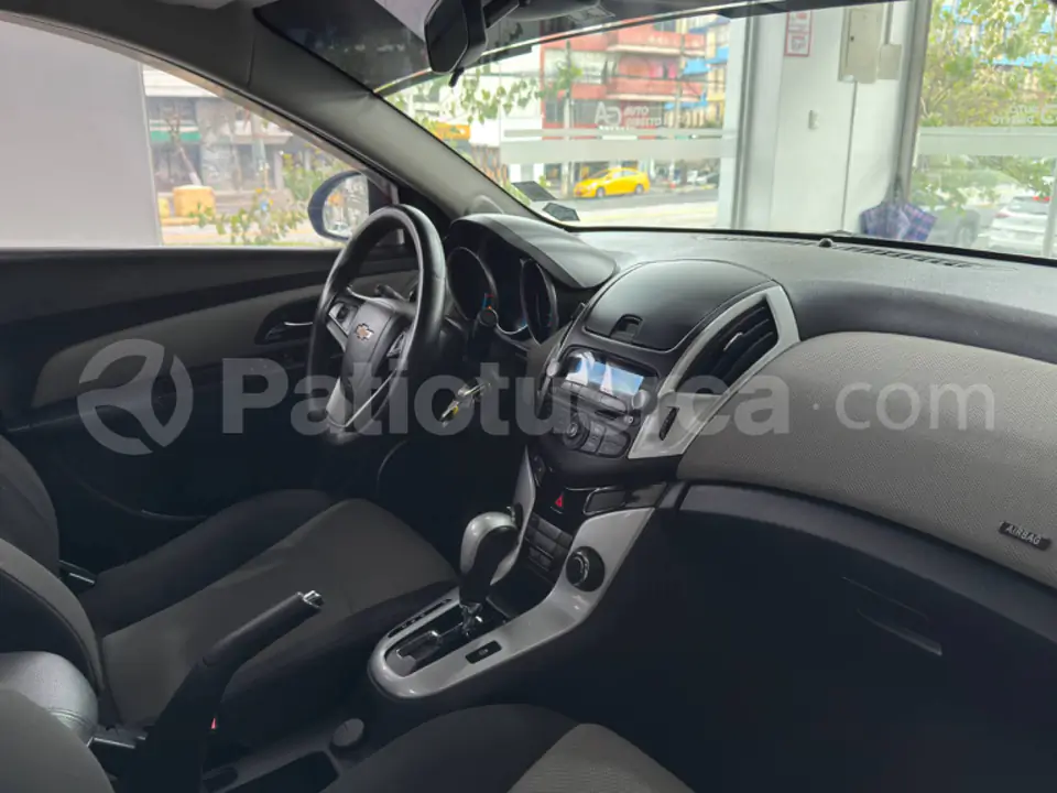 Foto 9 de Chevrolet Cruze