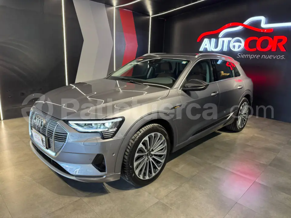 Foto 3 de Audi e-tron 50 quattro