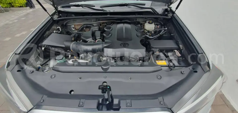 Foto 13 de Toyota 4Runner Limited