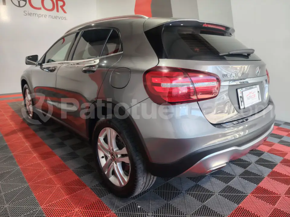 Foto 8 de Mercedes Benz GLA 180
