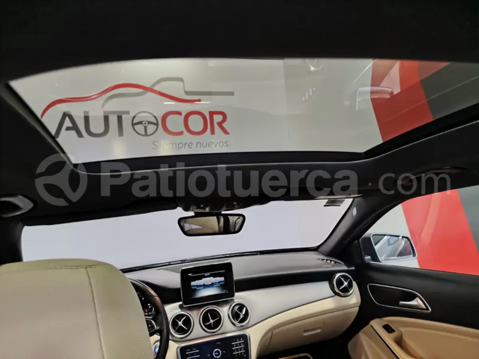 Foto 24 de Mercedes Benz GLA 180