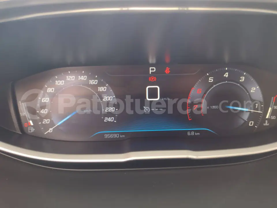 Foto 10 de Peugeot 5008N ALL.