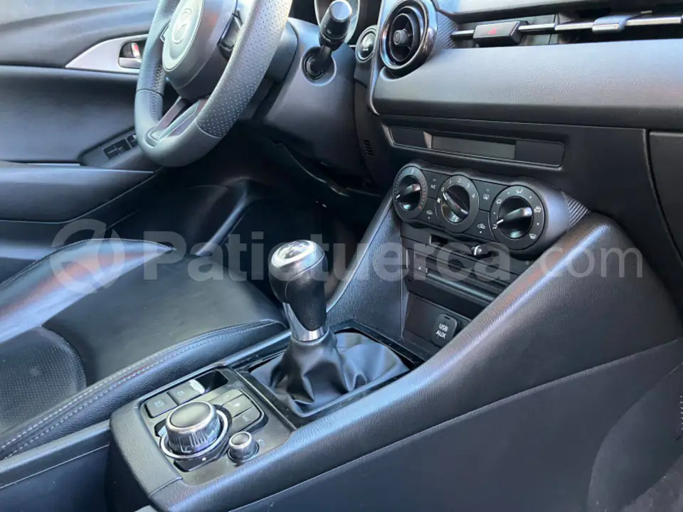 Foto 14 de Mazda CX3 ENTRY