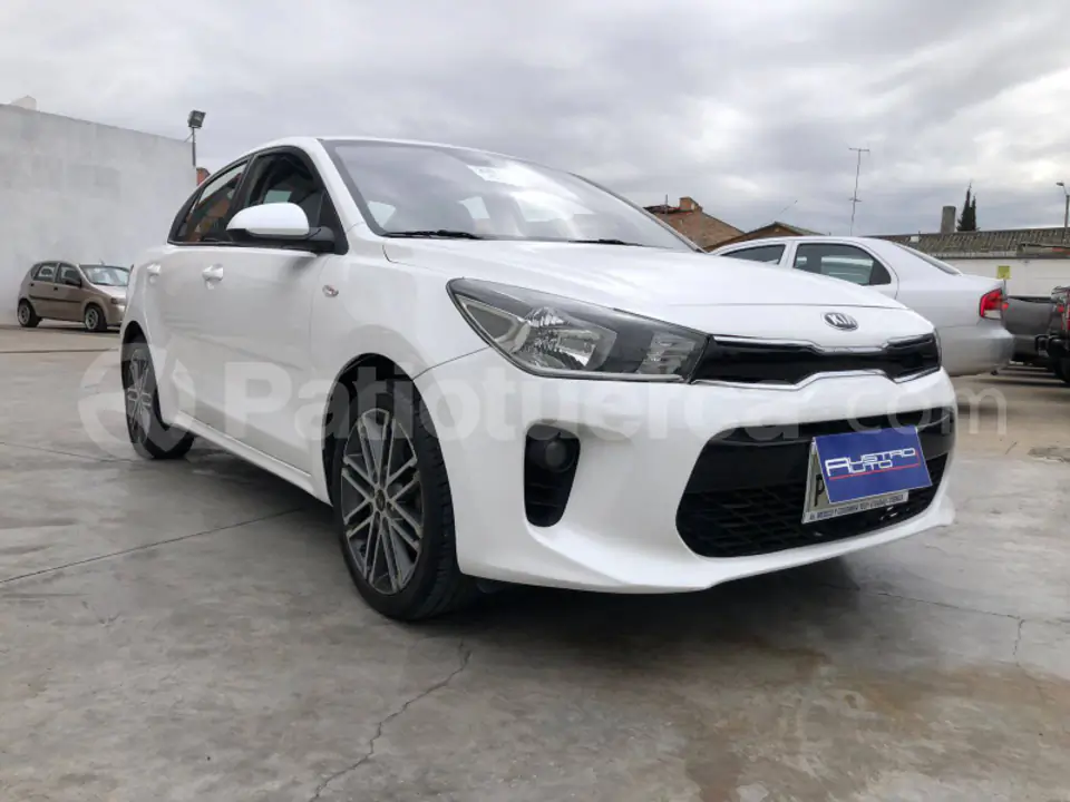 Foto 2 de Kia RIO EX