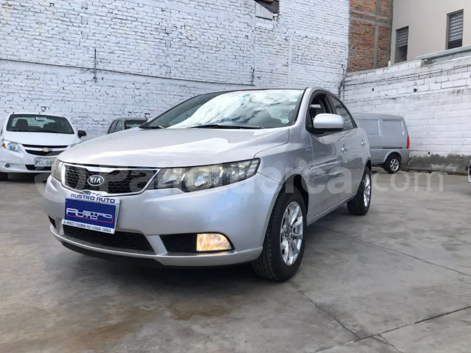 Foto 1 de Kia Cerato