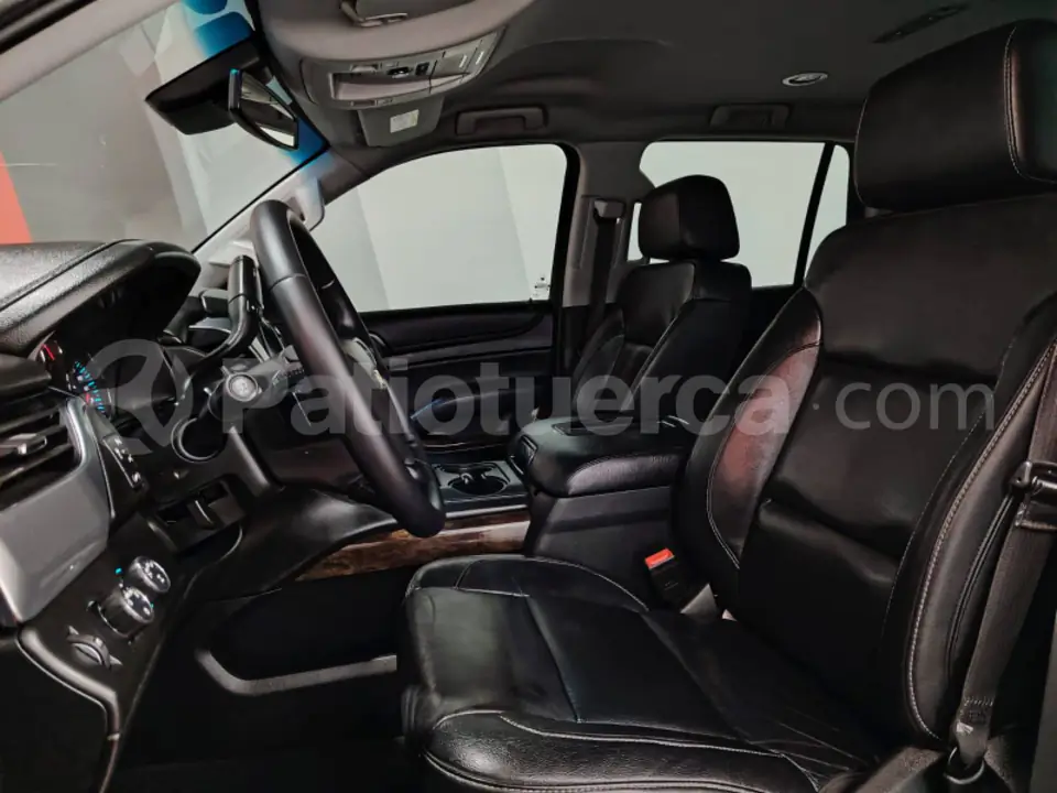 Foto 17 de Chevrolet Tahoe Z71