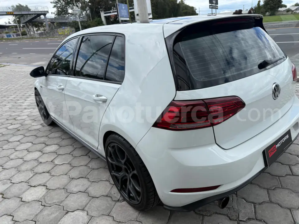 Foto 7 de Volkswagen Golf GTI