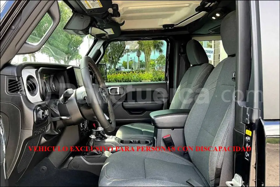 Foto 7 de Jeep Wrangler Sport