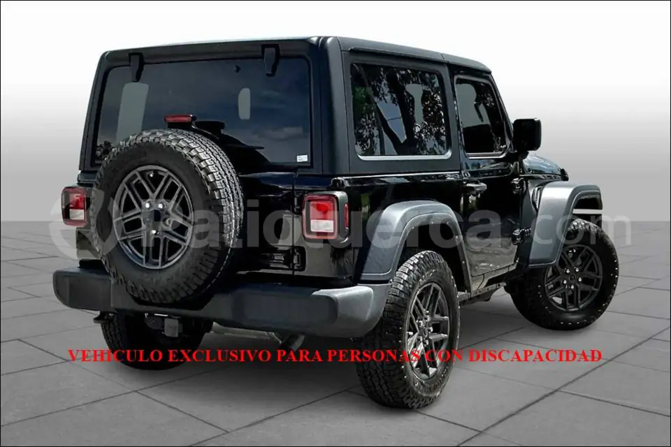Foto 11 de Jeep Wrangler Sport
