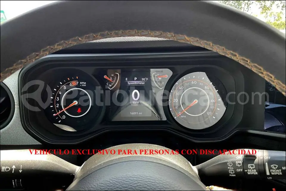 Foto 22 de Jeep Wrangler Sport