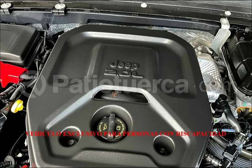 Foto 30 de Jeep Wrangler Sport