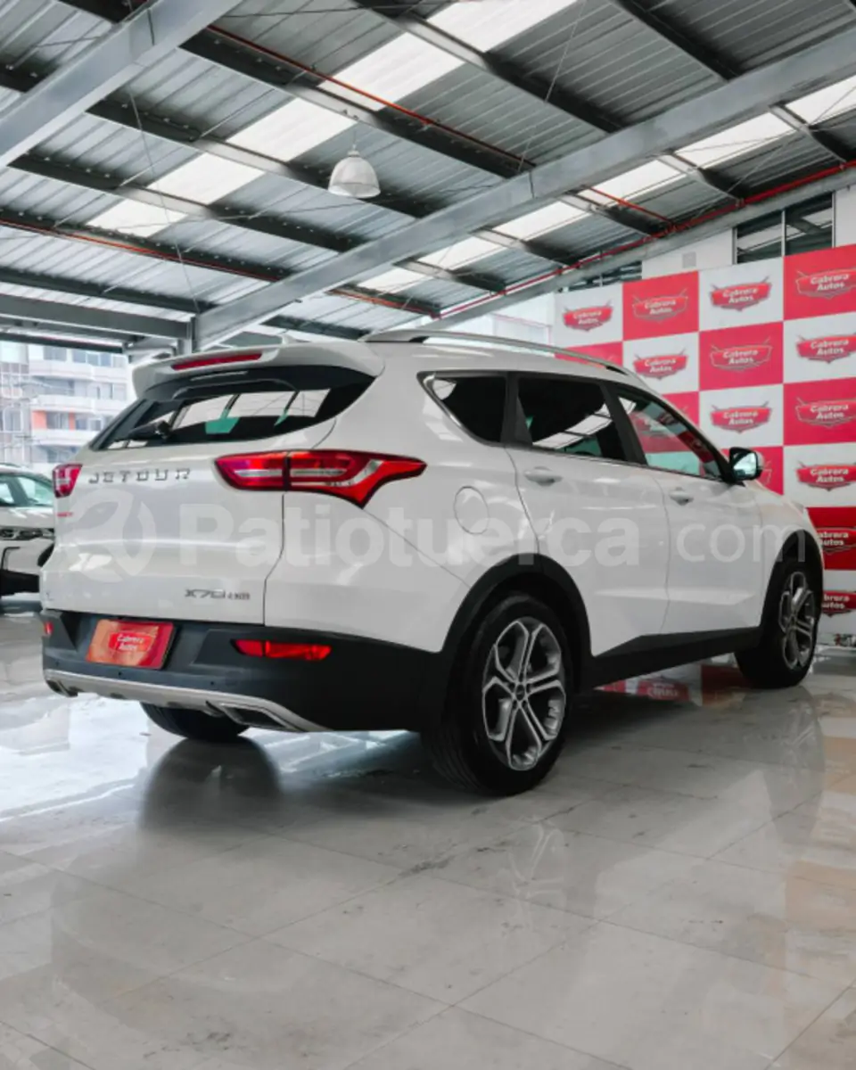 Foto 10 de Jetour X70 ll AC