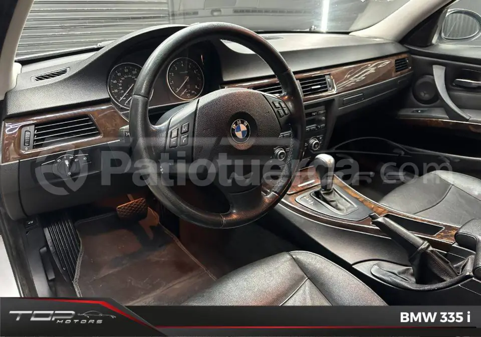 Foto 2 de BMW 335i
