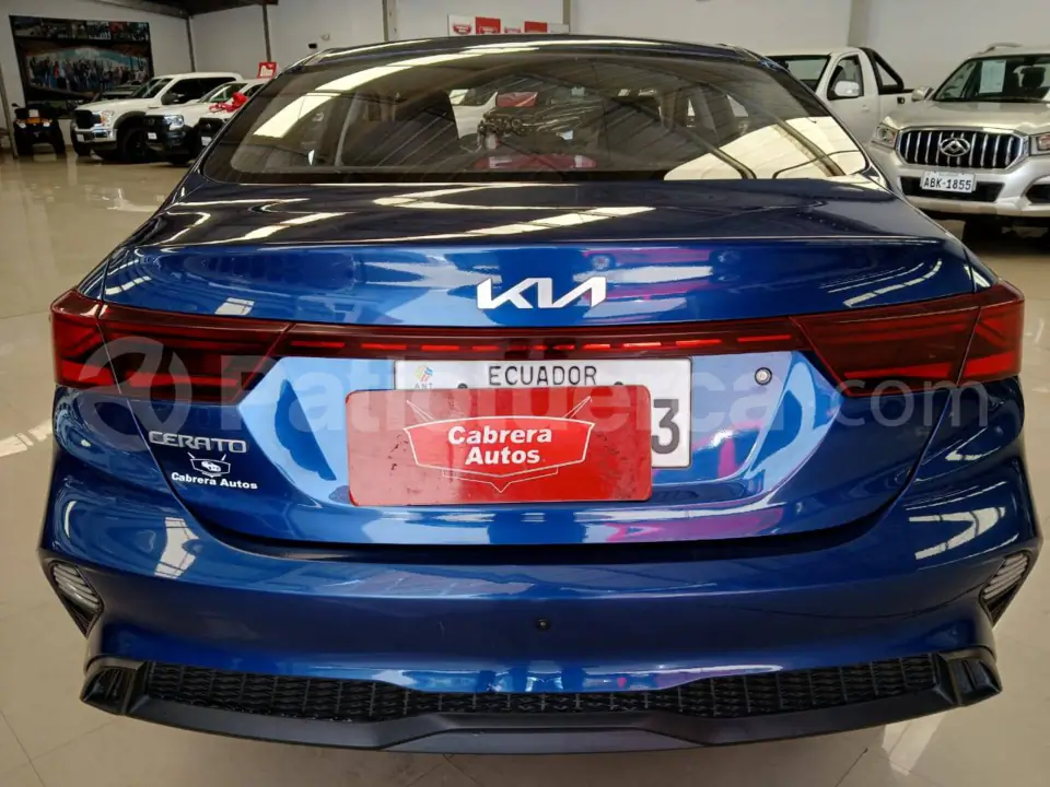 Foto 7 de Kia Cerato