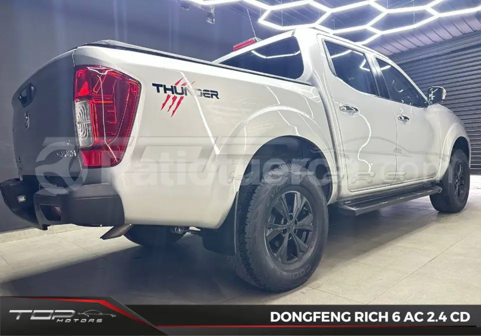 Foto 6 de DongFeng NEW RICH 6 4X2 GASOLINA