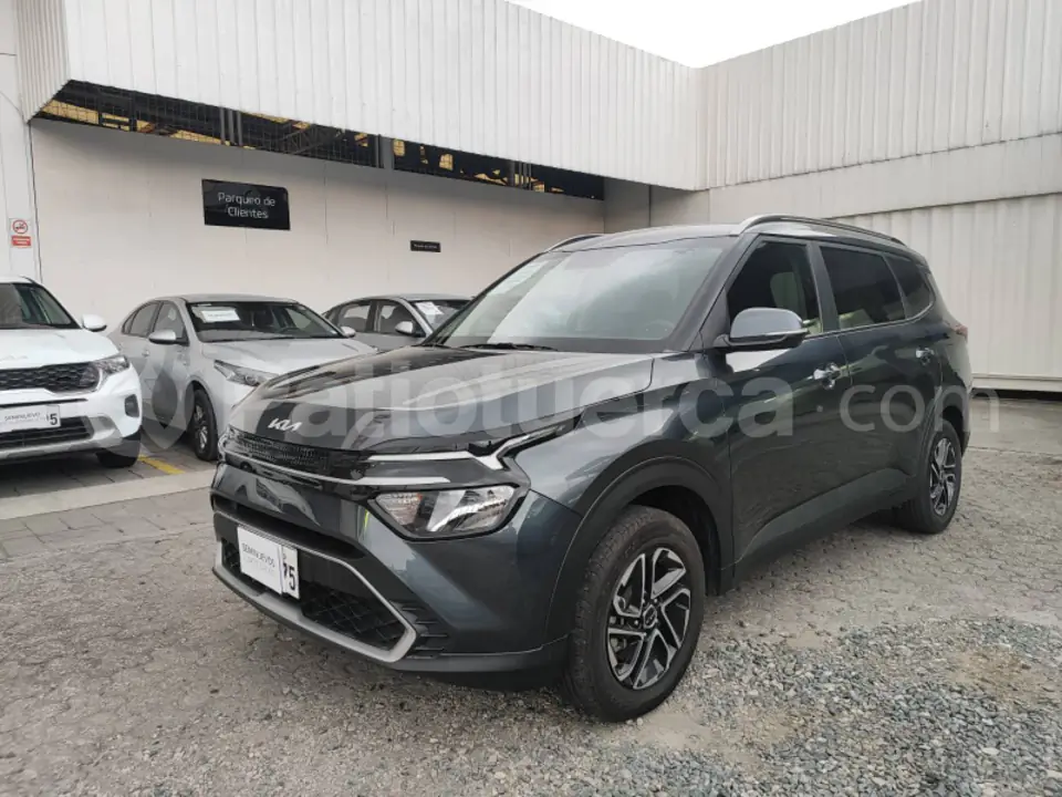 Foto 1 de Kia Carens