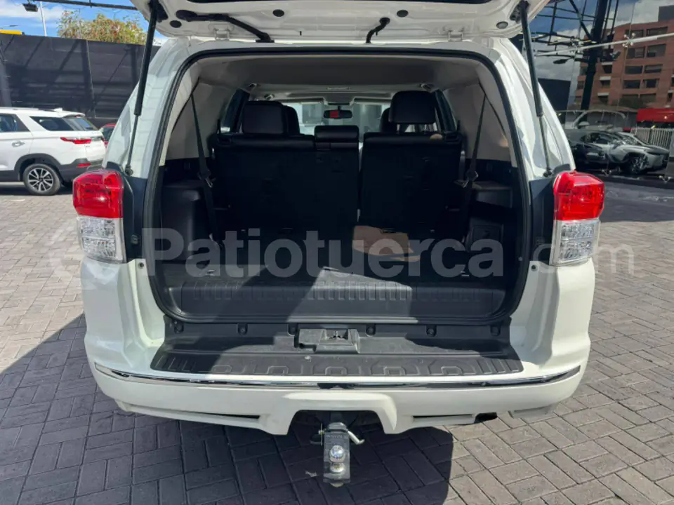 Foto 6 de Toyota 4Runner SR5