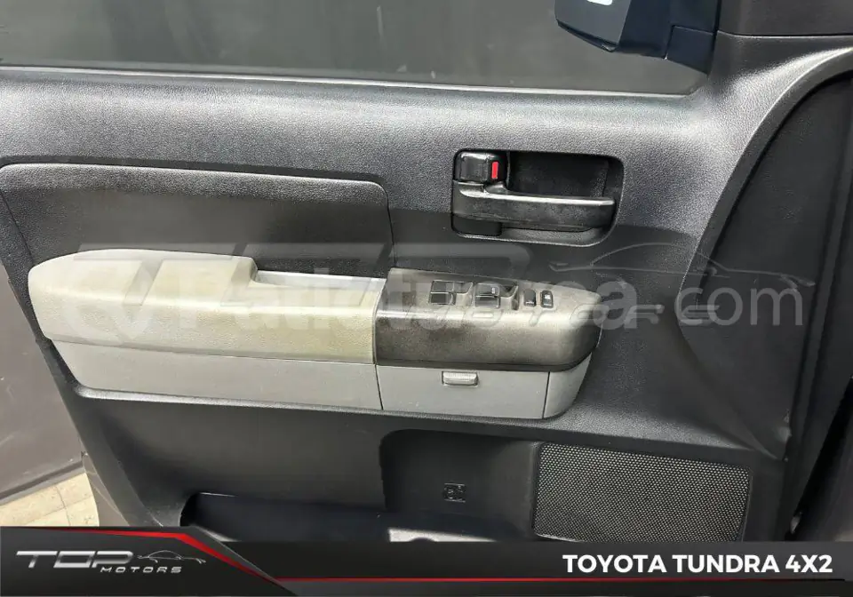 Foto 16 de Toyota Tundra