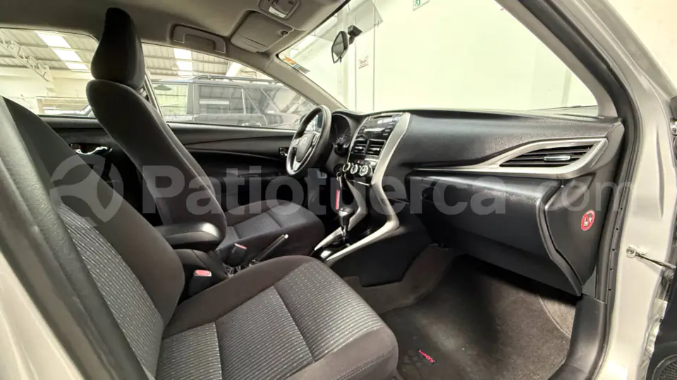 Foto 8 de Toyota Yaris