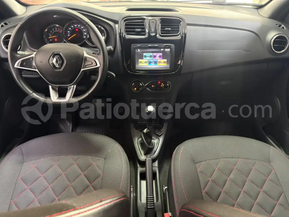 Foto 22 de Renault LOGAN CROSS INTENS