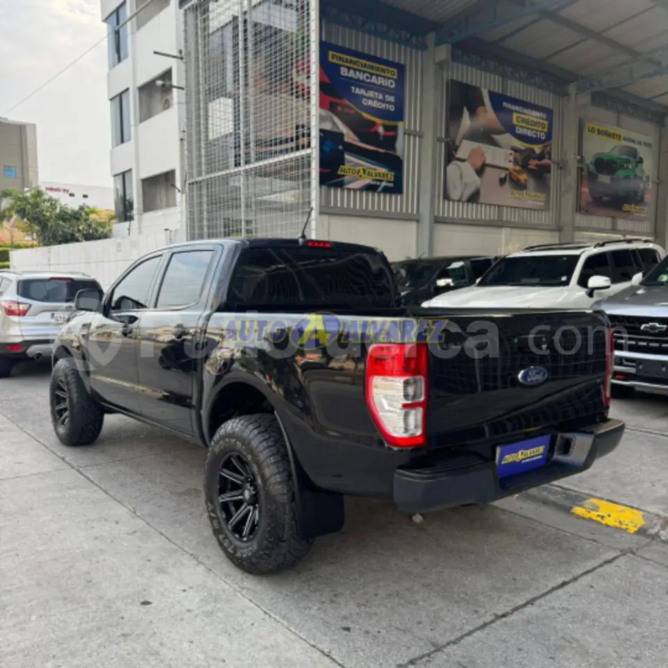 Foto 4 de Ford RANGER XL