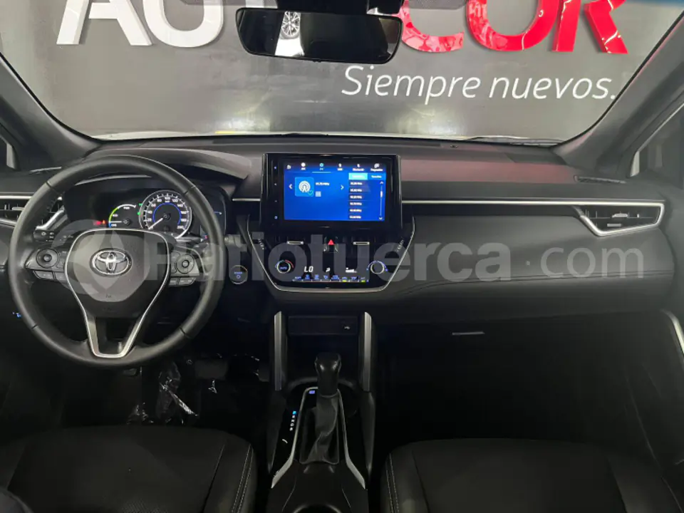 Foto 22 de Toyota Corolla Cross Mid