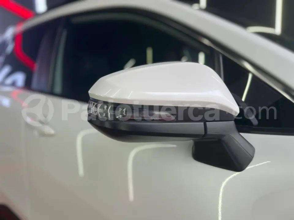 Foto 13 de Toyota Corolla Cross Mid