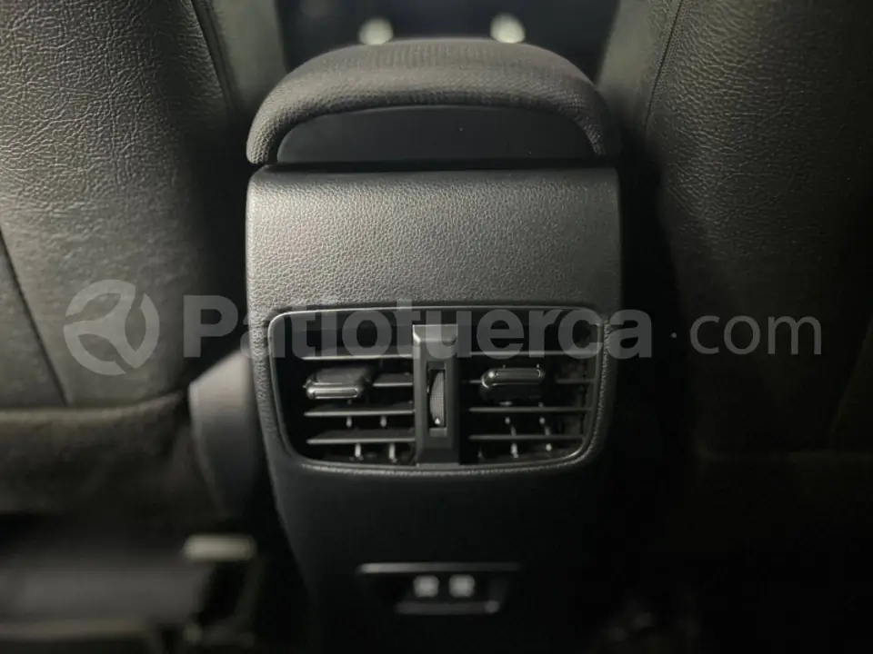 Foto 17 de Toyota Corolla Cross Mid