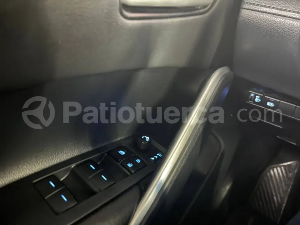 Foto 19 de Toyota Corolla Cross Mid