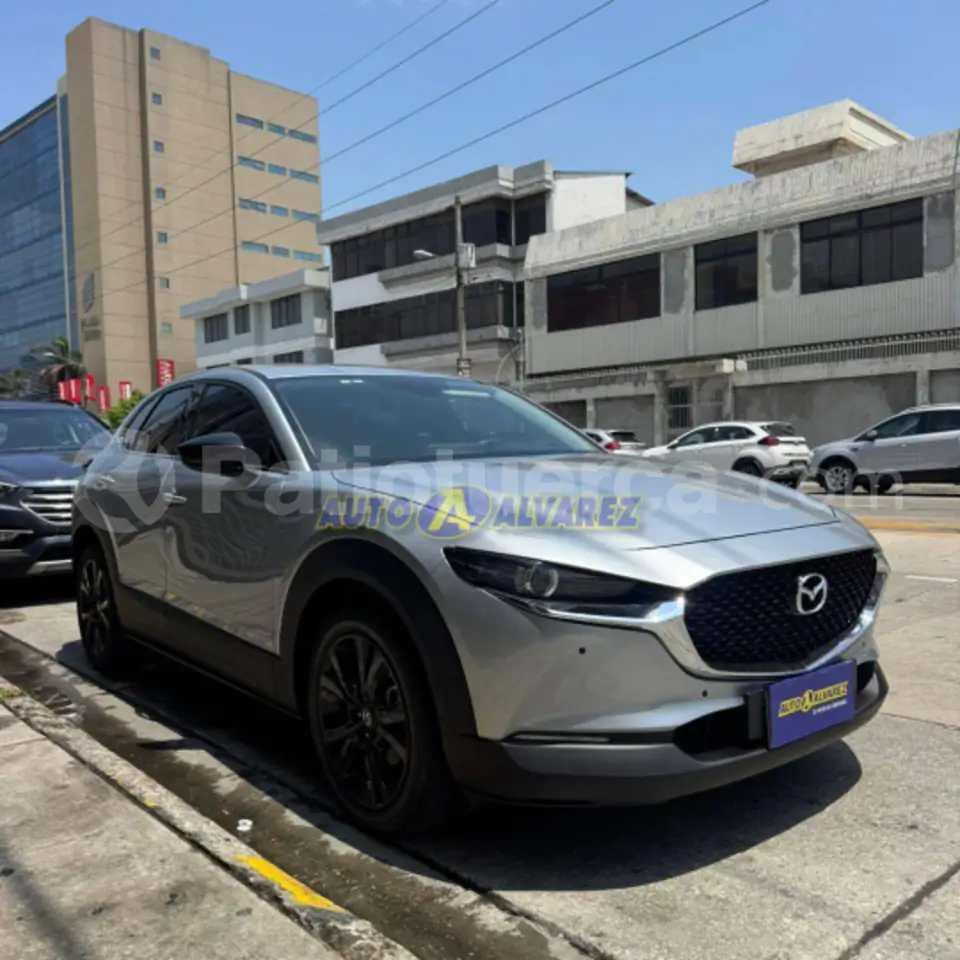 Foto 2 de Mazda CX-30 CORE