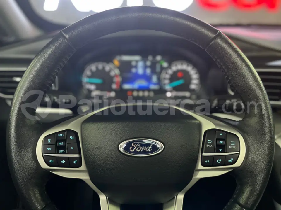 Foto 13 de Ford Explorer 5P