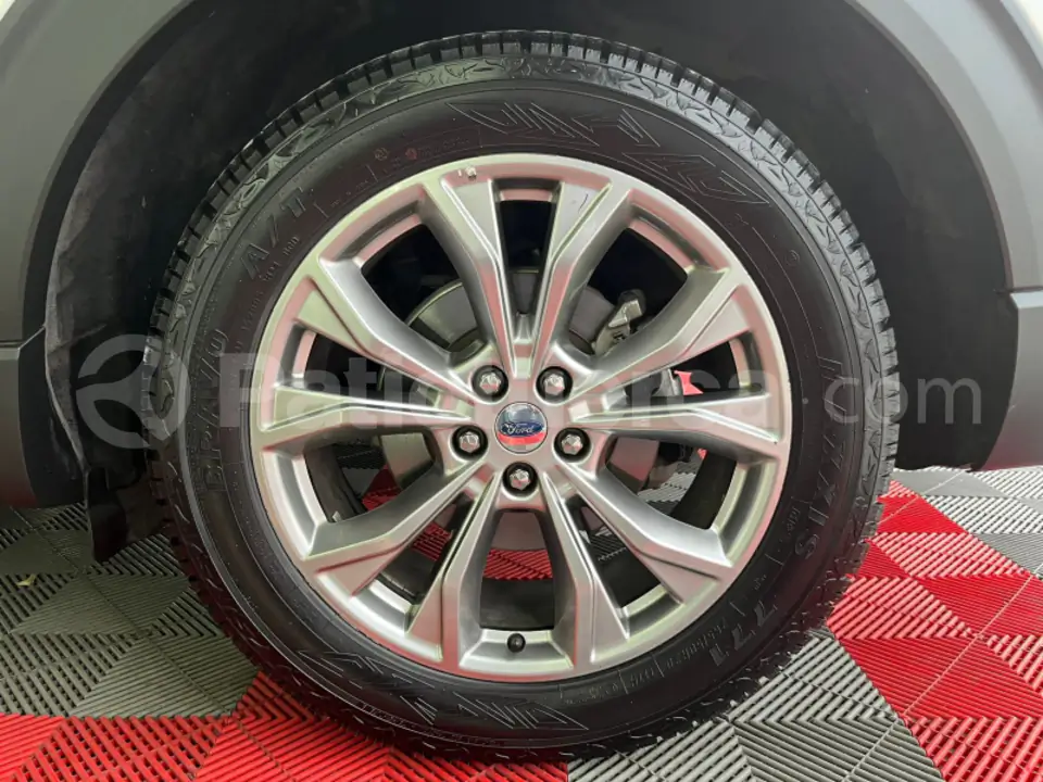 Foto 25 de Ford Explorer 5P