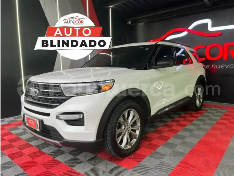 Foto 1 de Ford Explorer 5P